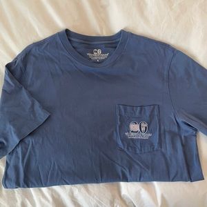 Small Vineyard Vines tshirt